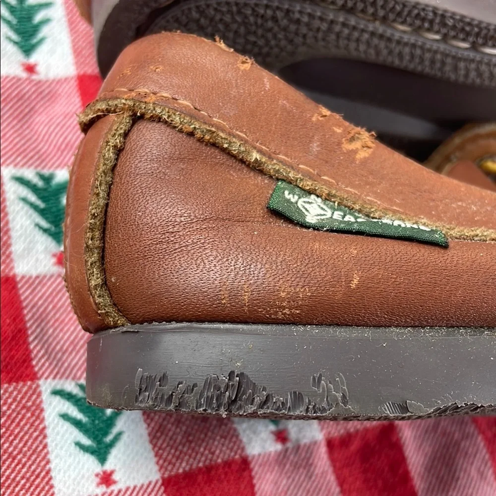 Vintage Eastland Brown Moccasins with Classic Design